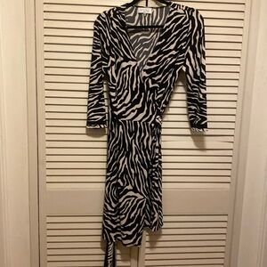 Black and white casual dress